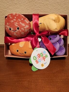 Giggle Scape Charcuterie Box Plushies